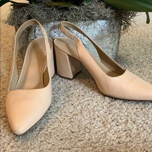 Naturalizer comfortable, tan, block-heel pumps